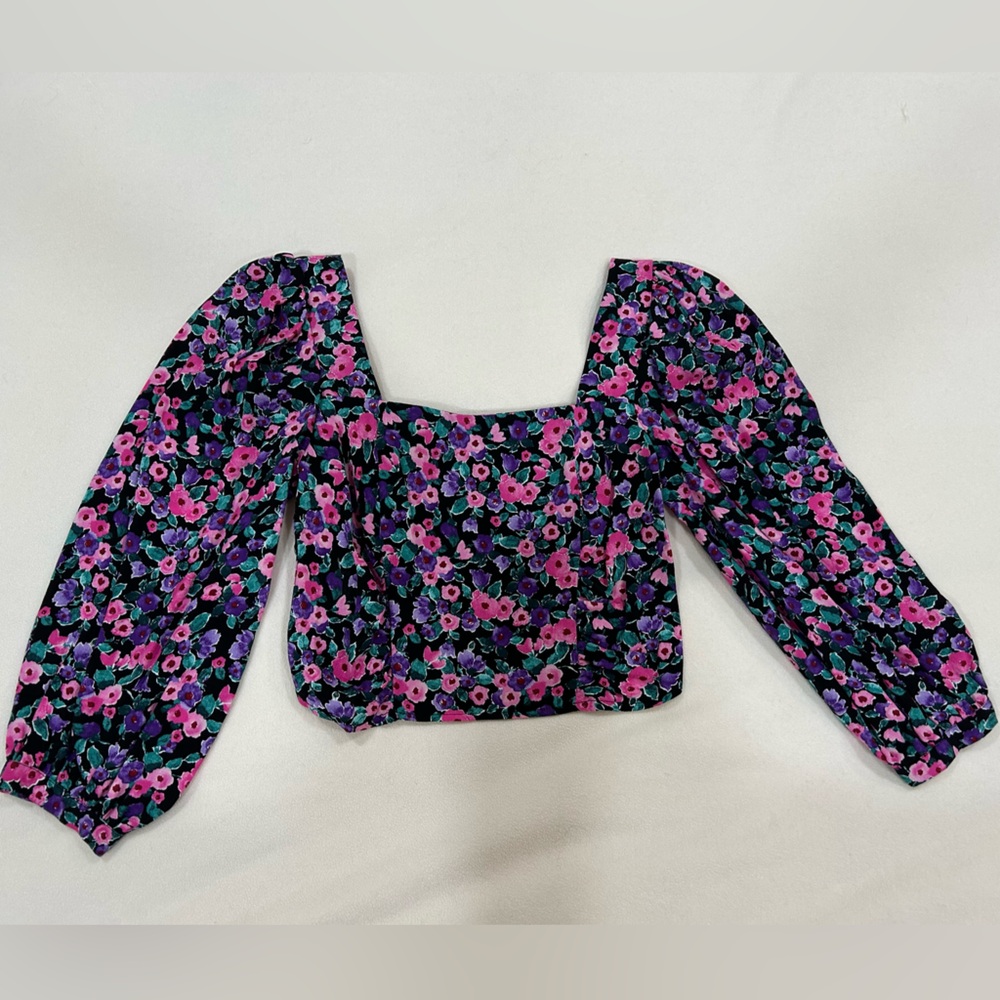 ZARA Floral Long Sleeve Crop Top